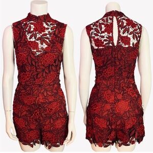 GUESS RED EMBROIDERED RED FLORAL SLEEVELESS ROMPER LINED WOMEN SIZE 4 EUC